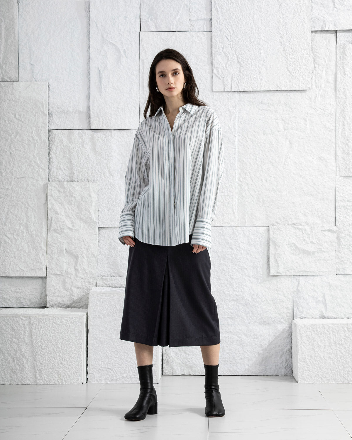Striped Back Slit Shirt