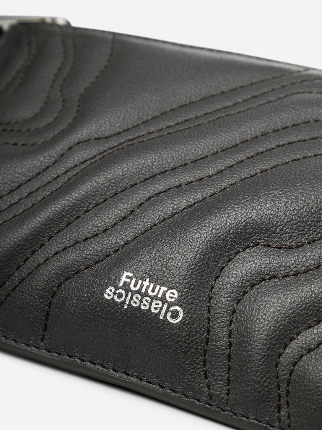 WRISTLET ZIP POUCH