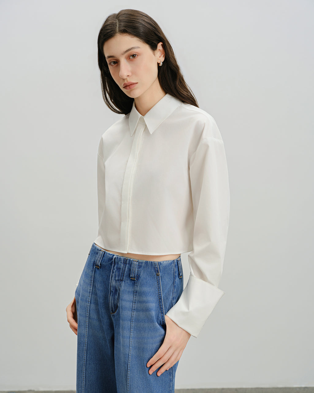 Folded Cuff Cropped Shirt