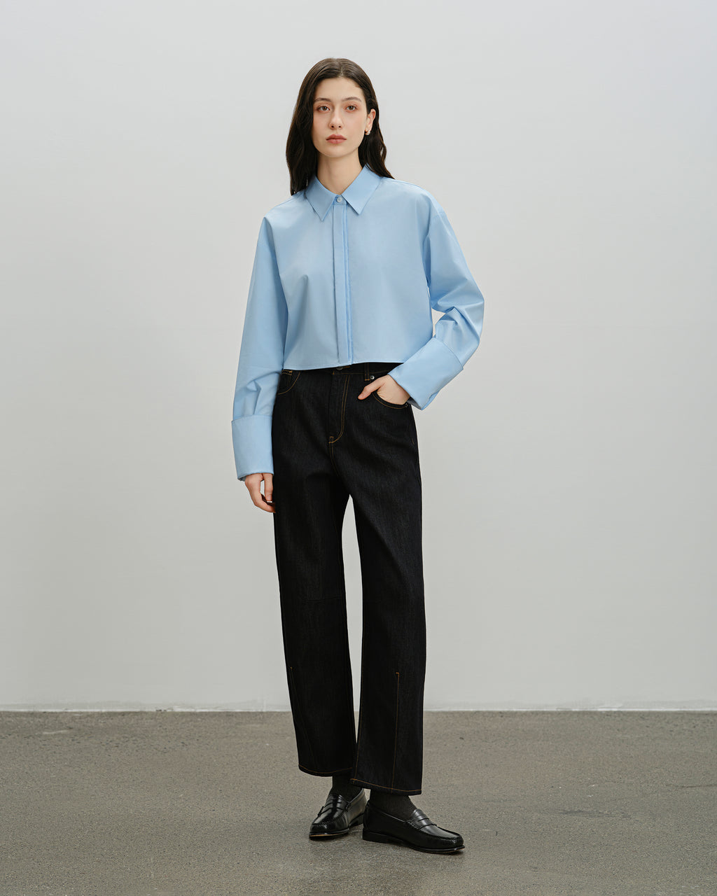 Structured Barrel Jeans