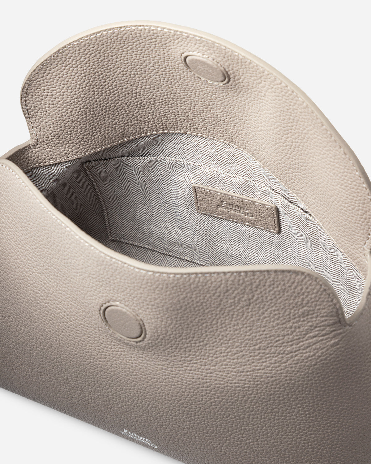 Medium Cradle Pebble Shoulder