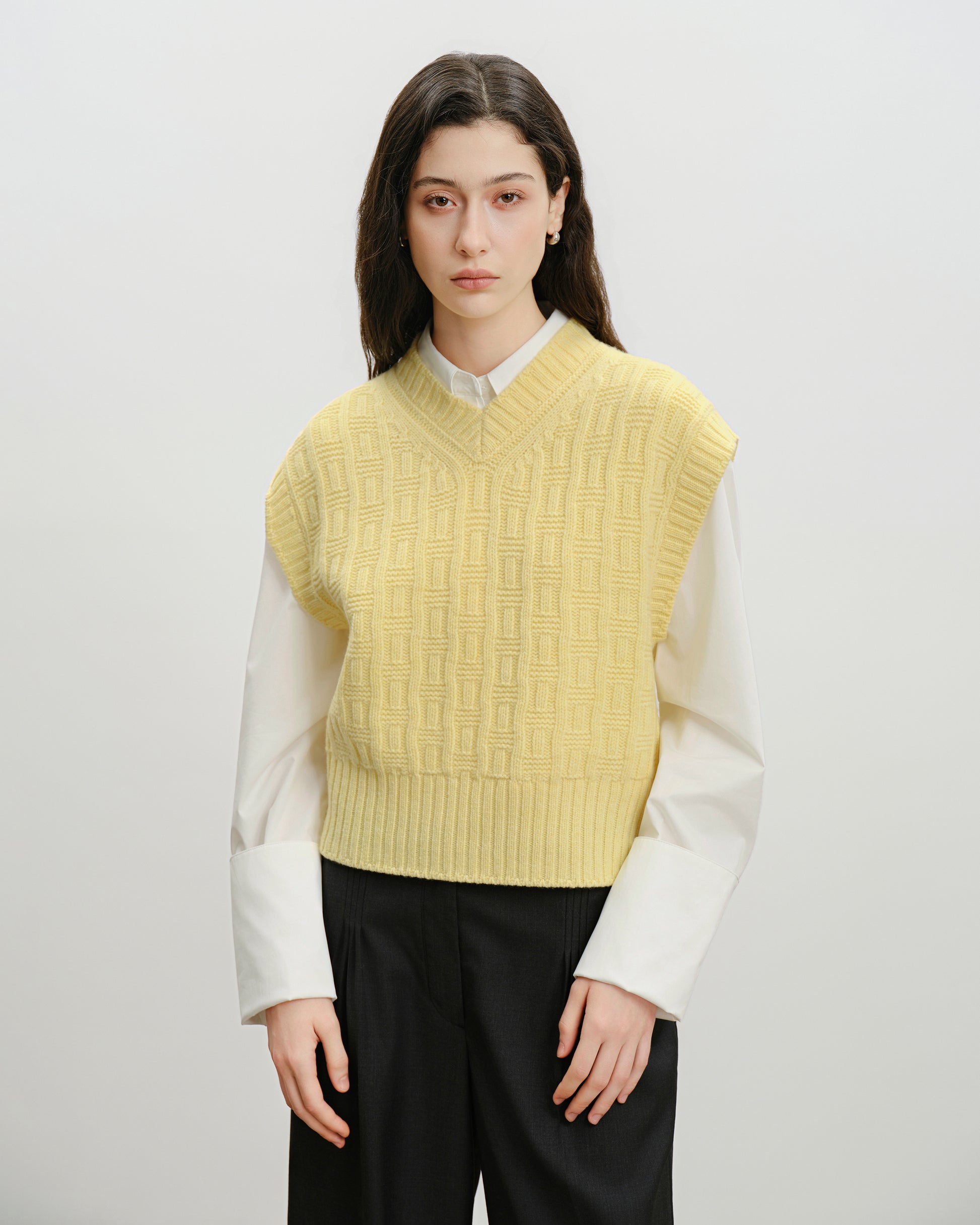 Oversized Knitted Vest