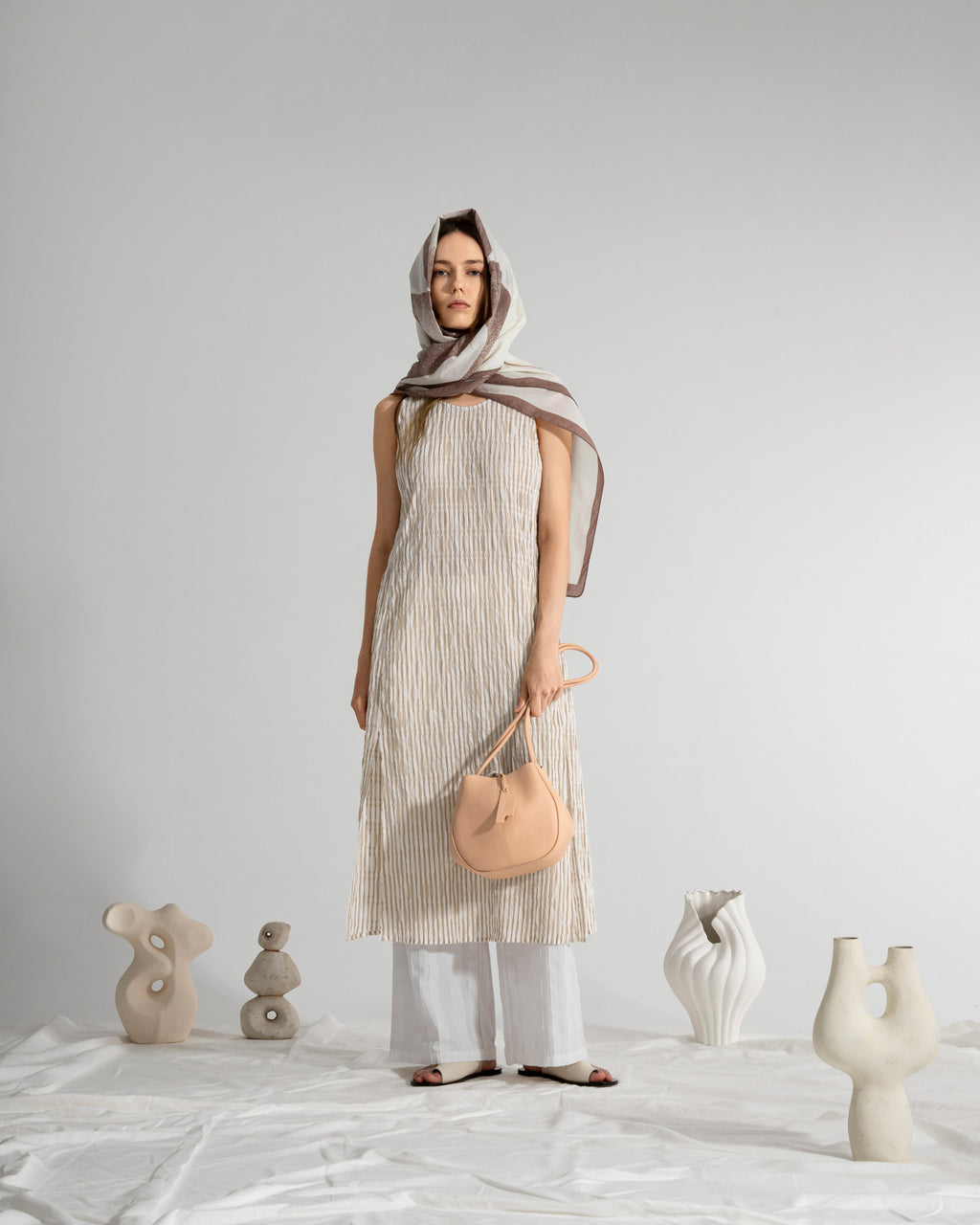 Small Pot Pebble Bucket