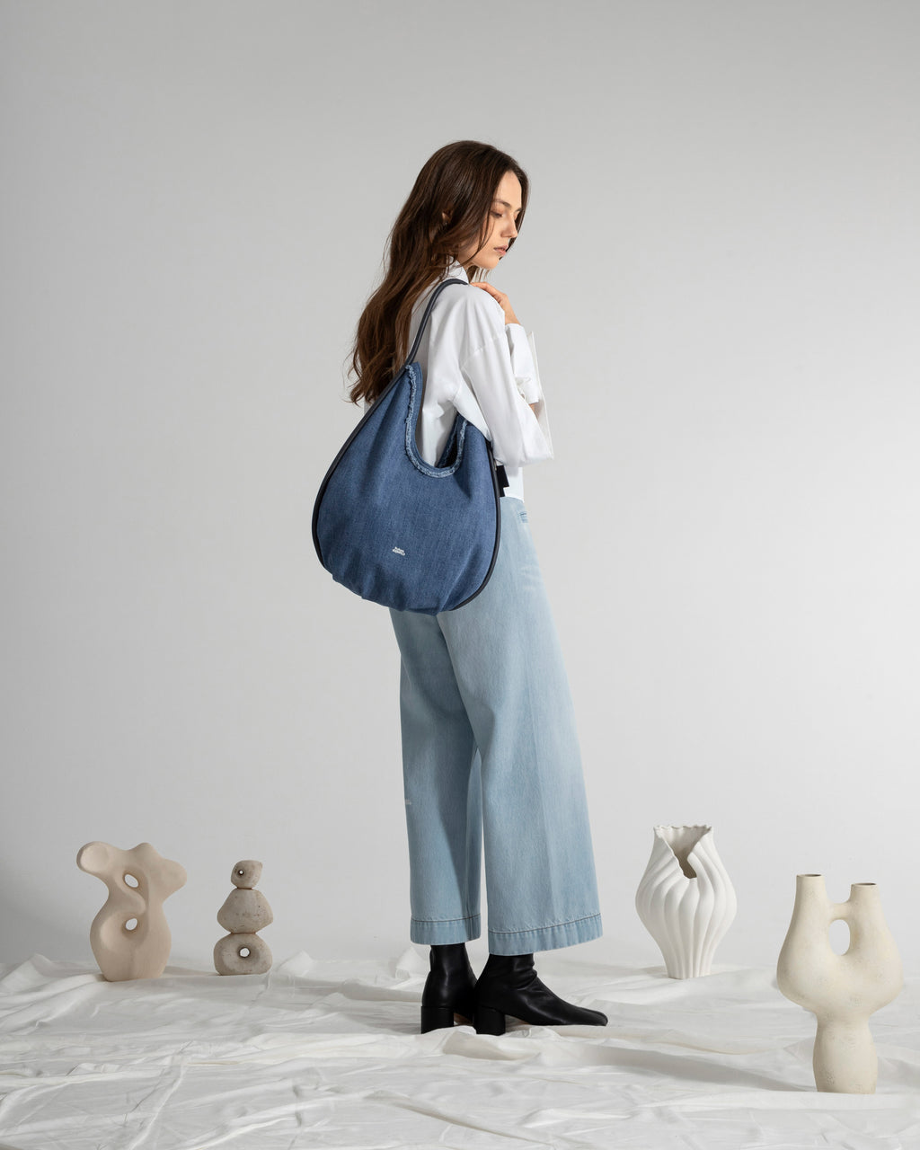 Cropped Wide Leg Jeans