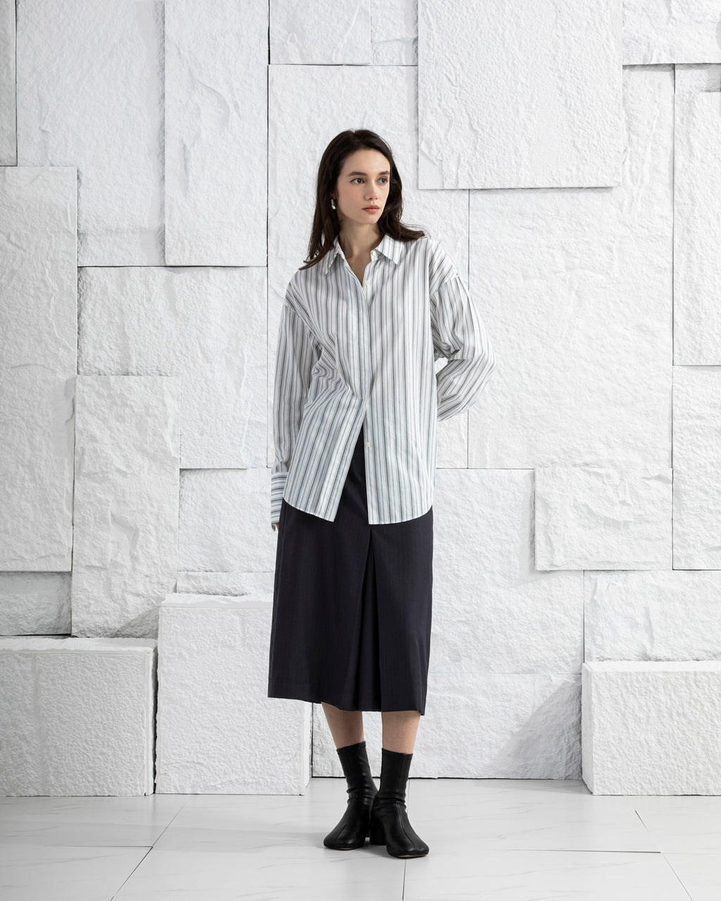 Striped Back Slit Shirt