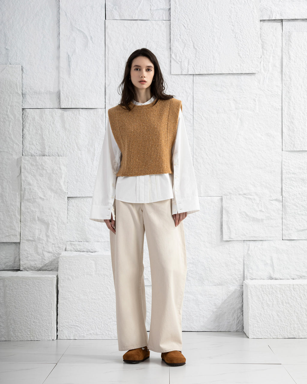 Cropped Boxy Sweater Vest